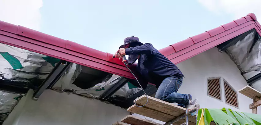 Professional Gutter Installation Services in Champaign, IL